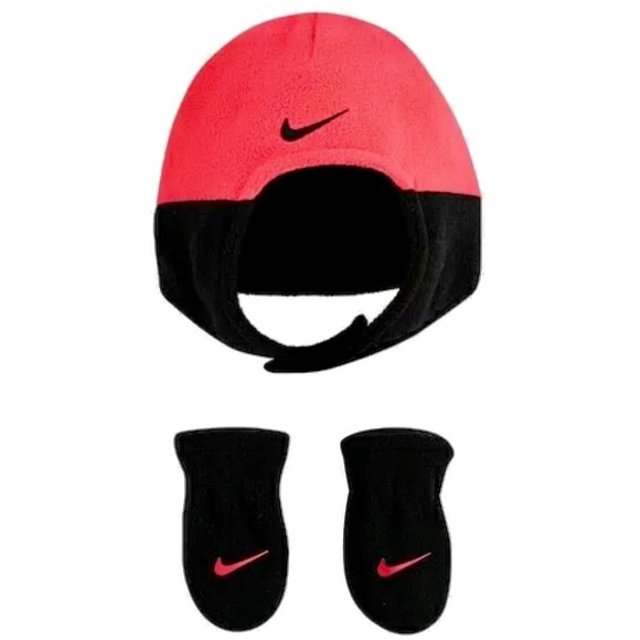 Nike Other - Nike 2 Piece Swoosh Fleece Set